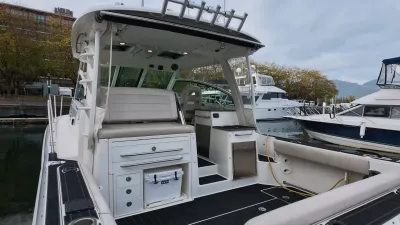 Pre-Owned 2017 Boston whaler 345 Conquest for Sale | Vancouver, BC | M&P Yacht Centre | 6adbd4ebb1a525829c0a6ddb