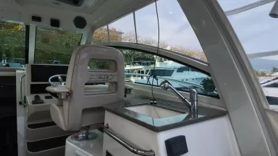 Pre-Owned 2017 Boston whaler 345 Conquest for Sale | Vancouver, BC | M&P Yacht Centre | 6adbd4ebb1a525829c0a6ddb