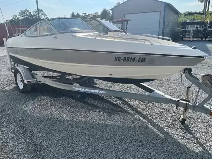 2010 Stingray 185 LX0