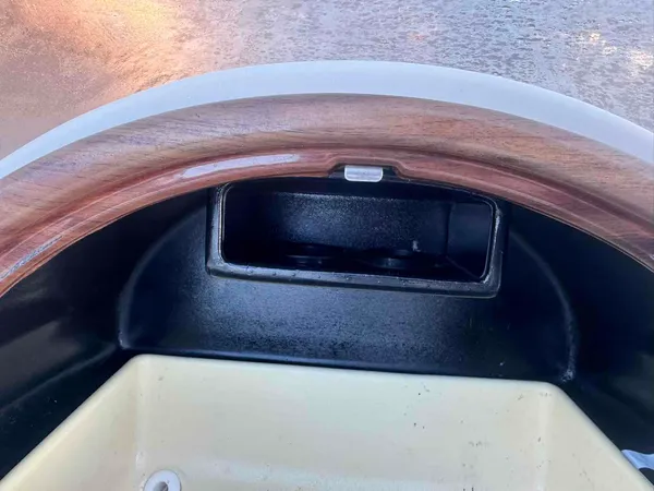 boat-detail-slider-thumb-7