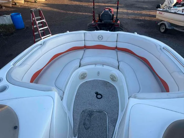 boat-detail-slider-thumb-15