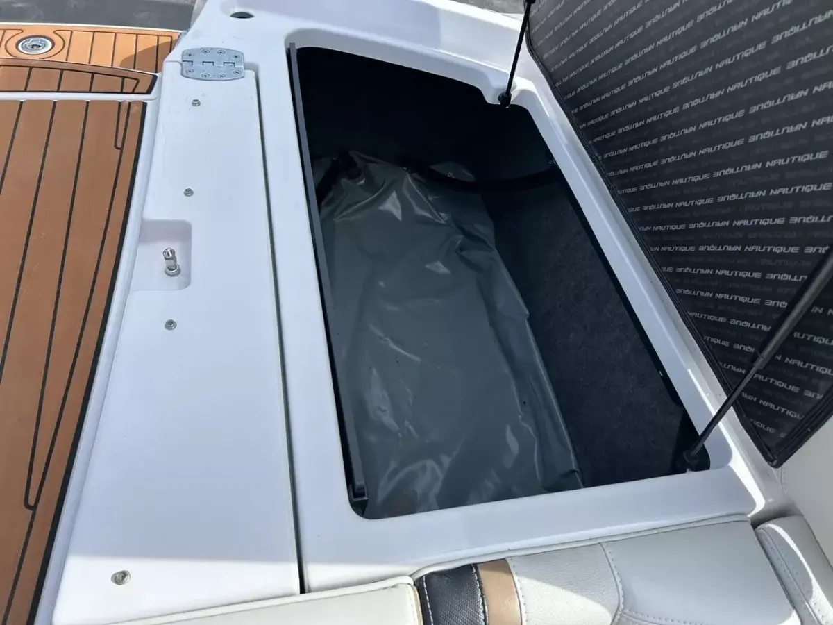 dummy-boat-img