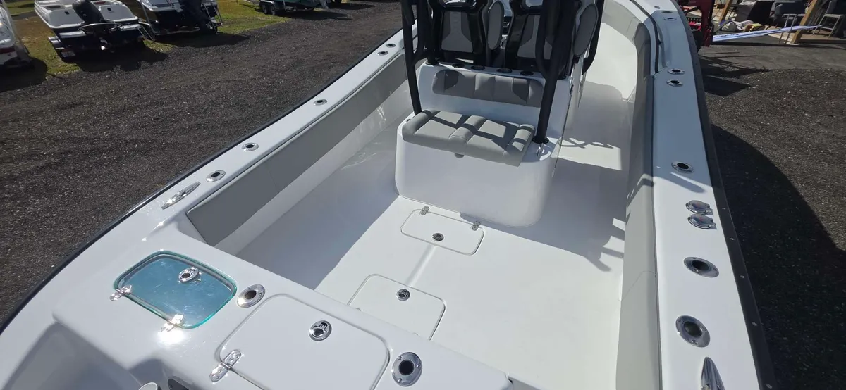 2027 Cape horn 31T