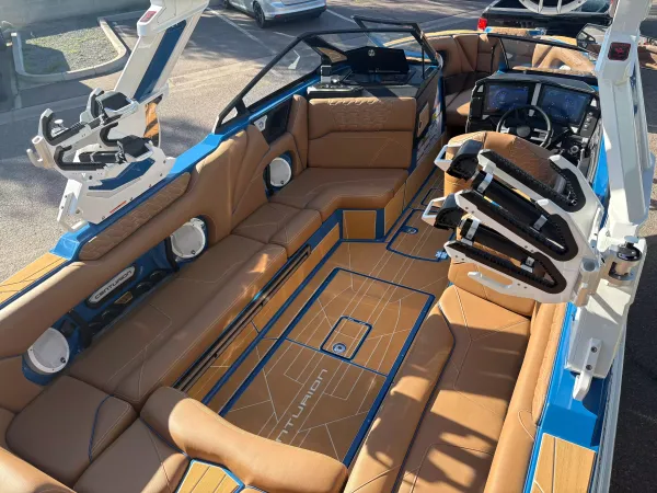 boat-detail-slider-thumb-6
