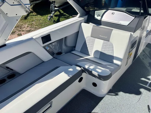 Boat Thumbnail 11