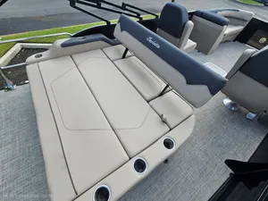 Boat Thumbnail 11