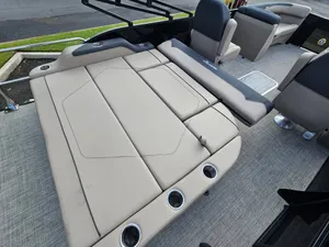 Boat Thumbnail 12