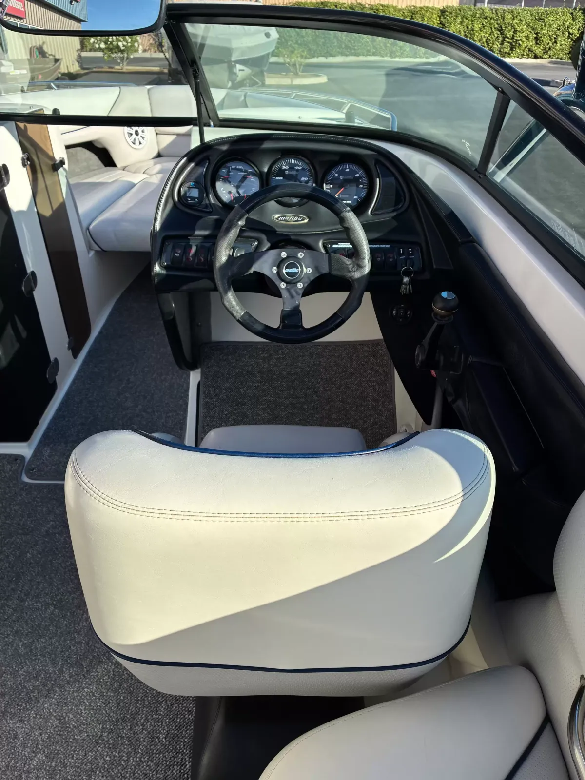2002 Malibu 22 SUNSETTER LSV-19