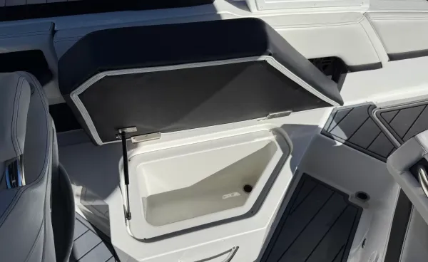 2025 Cobalt R4 detail image 10
