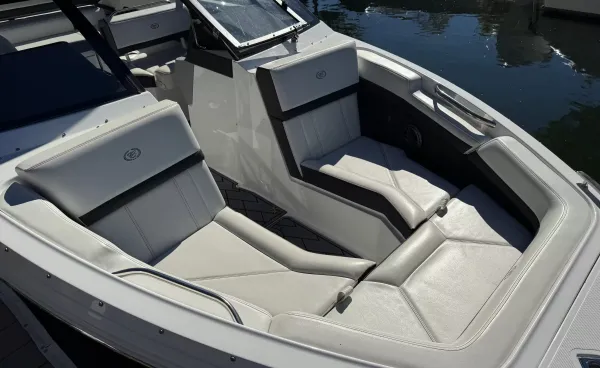 2025 Cobalt R4 detail image 16