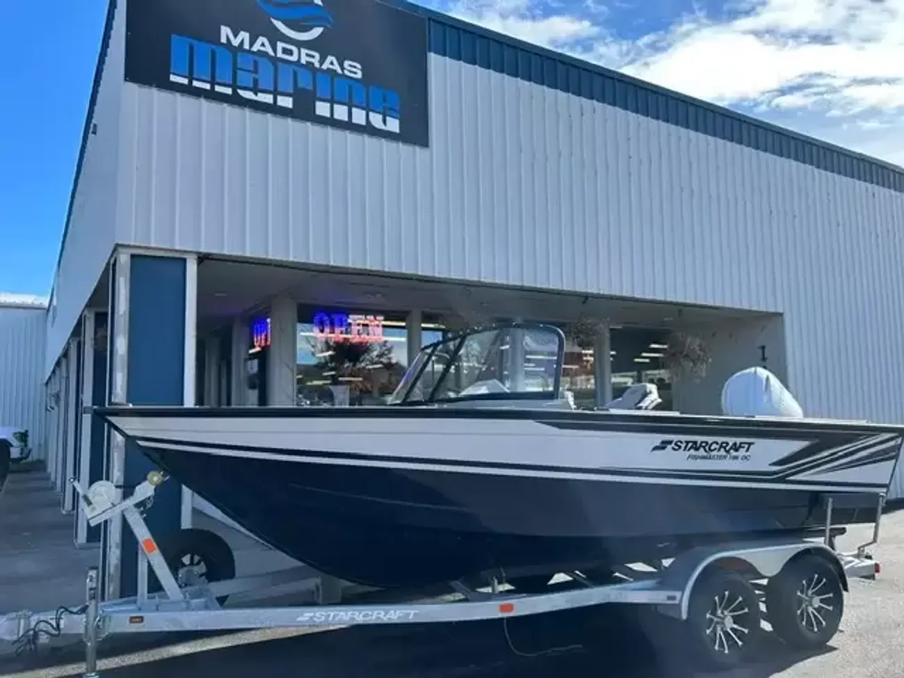  Starcraft Fishmaster 196 DC-1