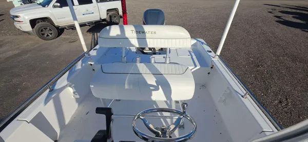 2008 Tidewater 2100 BAYMAX