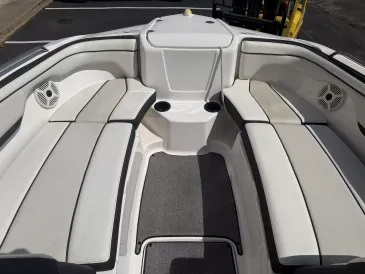 2018 Yamaha AR210-14