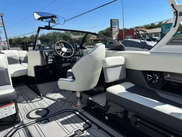 2022 Moomba Mojo-10