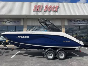 2027 Yamaha AR220-5