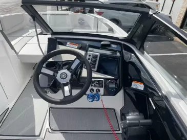 2027 Yamaha AR220-10