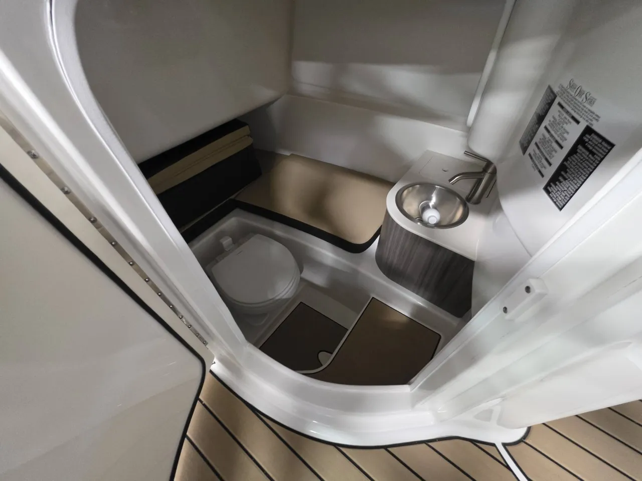 Boat Image 10