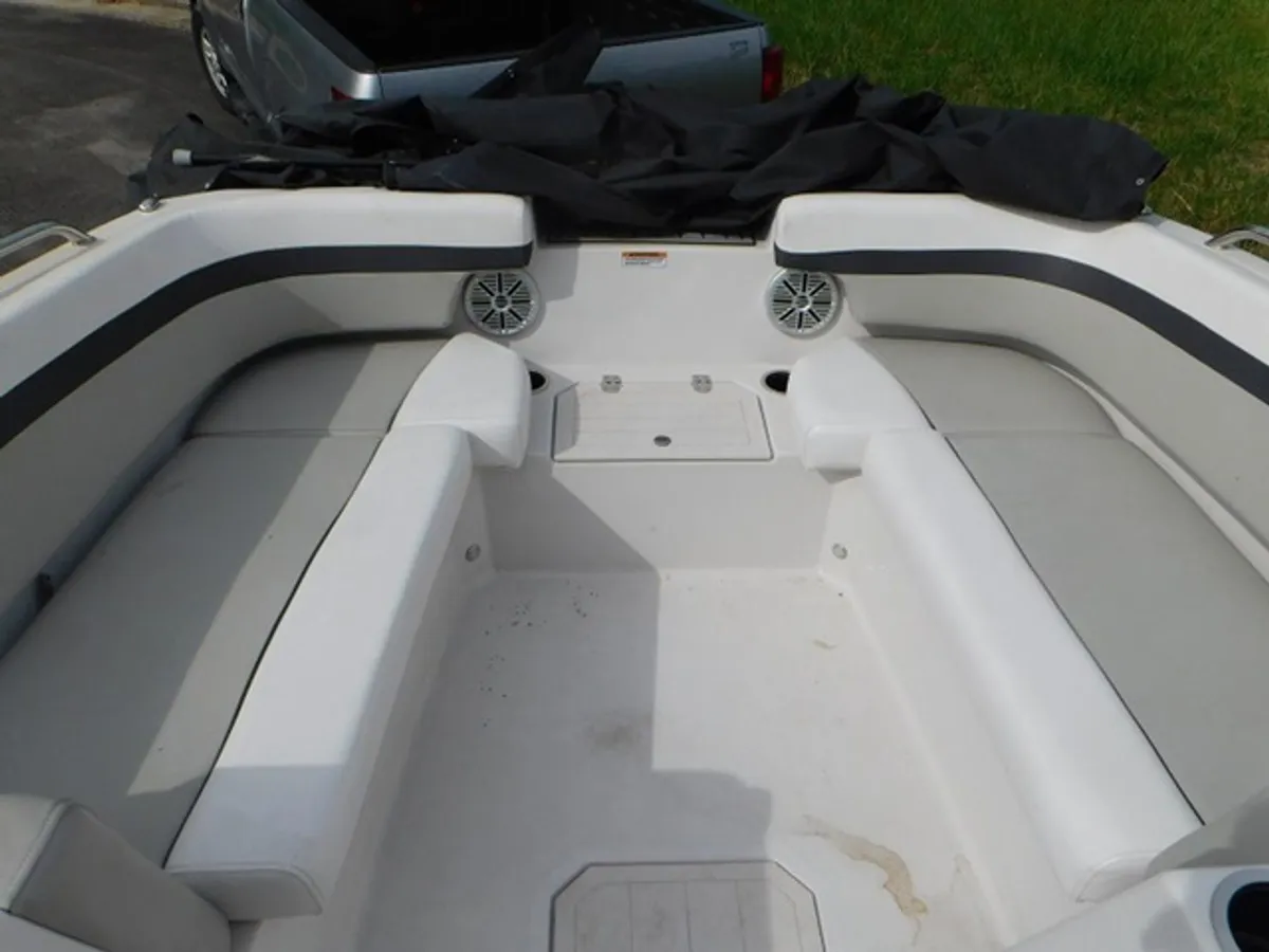 dummy-boat-img