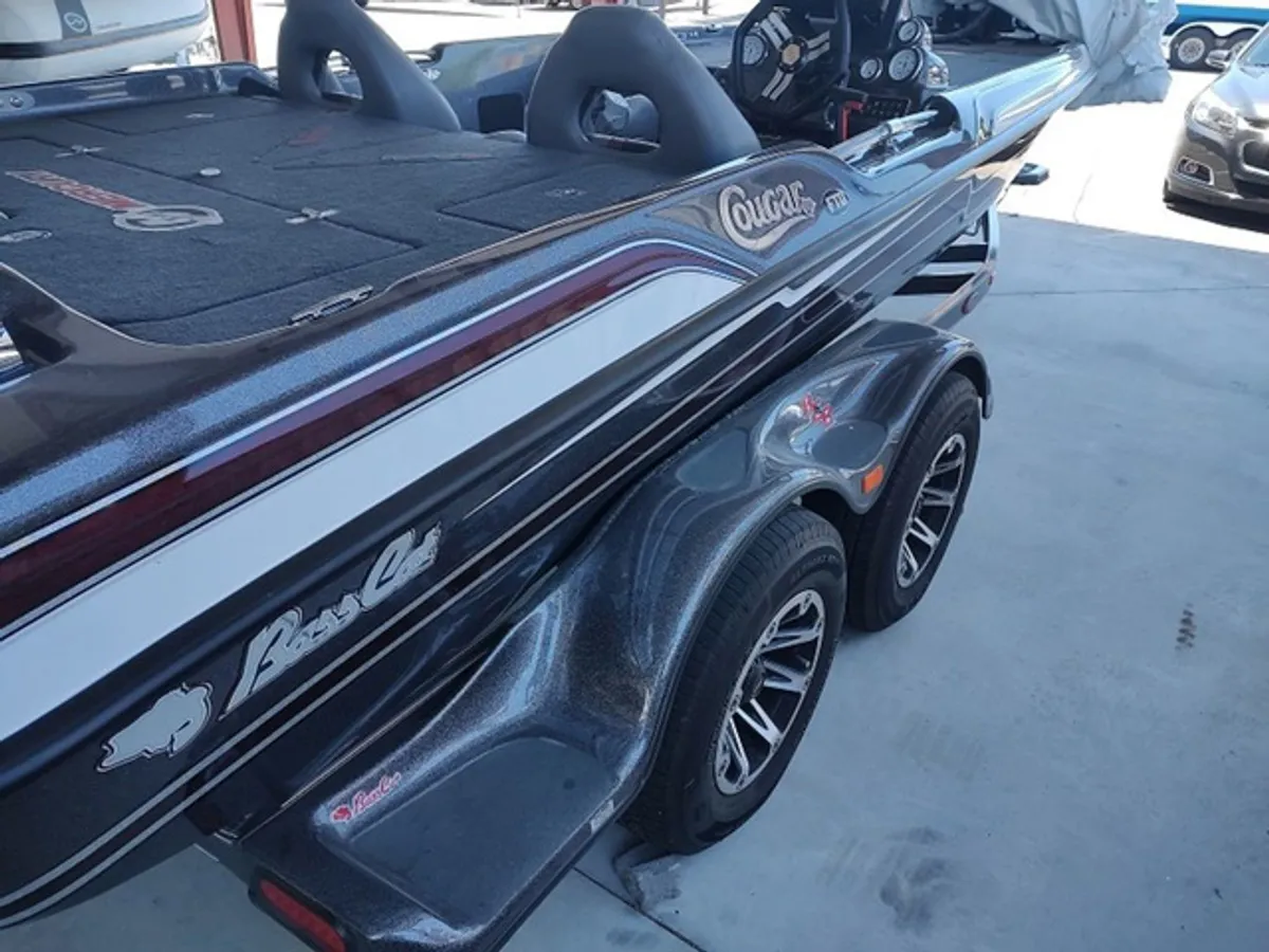 dummy-boat-img