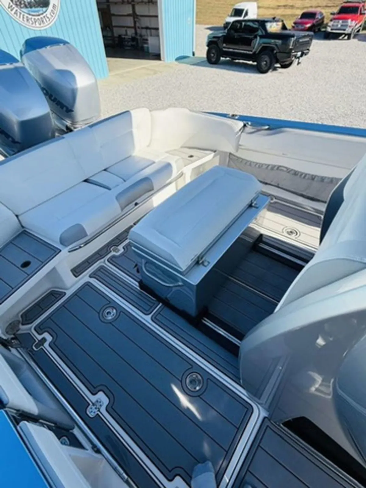 dummy-boat-img