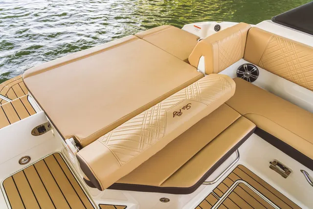 Boat Thumbnail 8