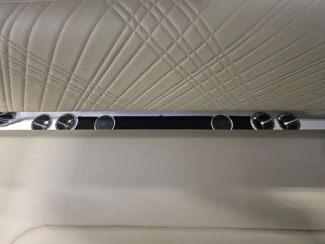 Boat Thumbnail 12