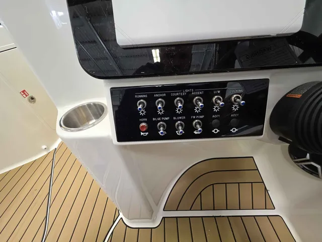 Boat Thumbnail 11