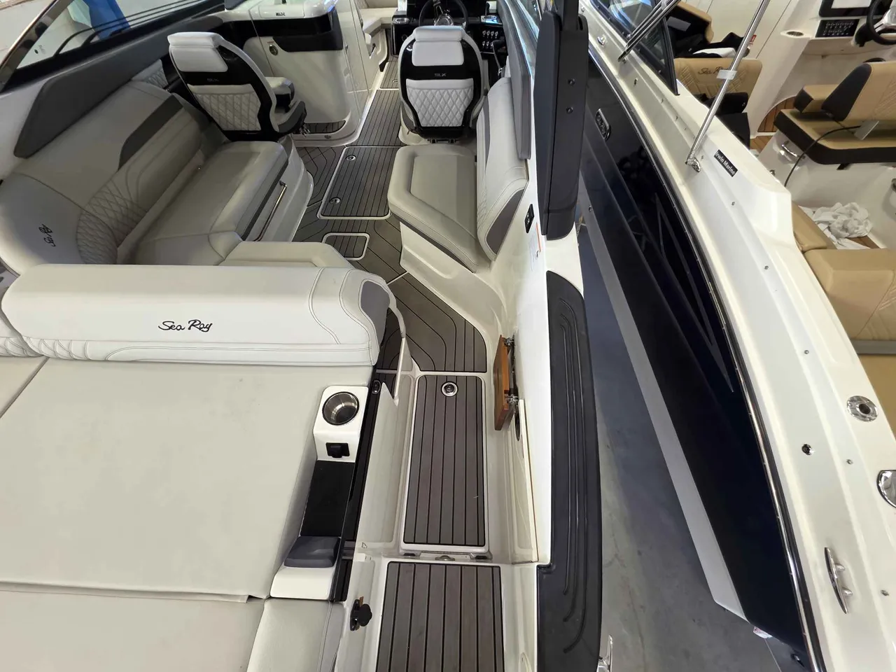 Boat Image 8