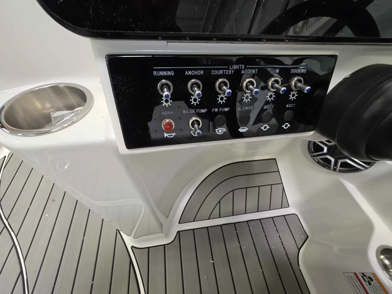 Boat Image 4