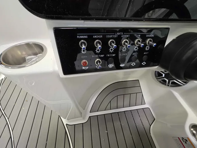 Boat Thumbnail 4