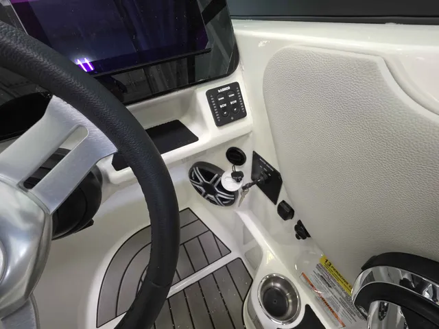 Boat Thumbnail 13