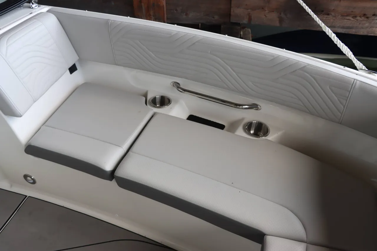 Boat Image 11