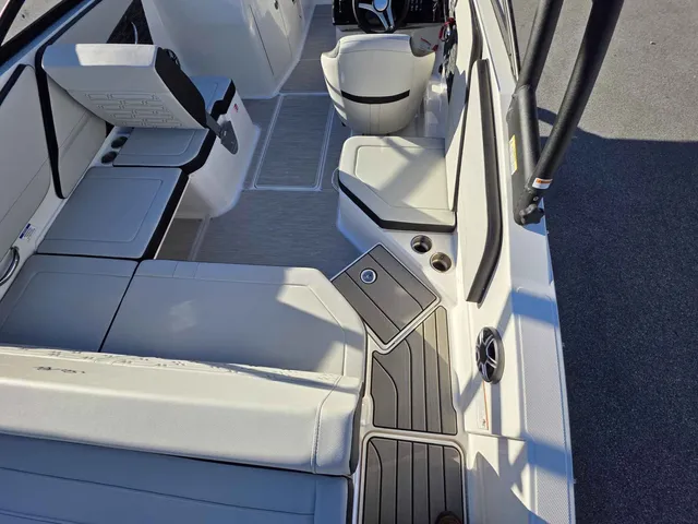 Boat Thumbnail 7