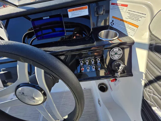 Boat Thumbnail 11