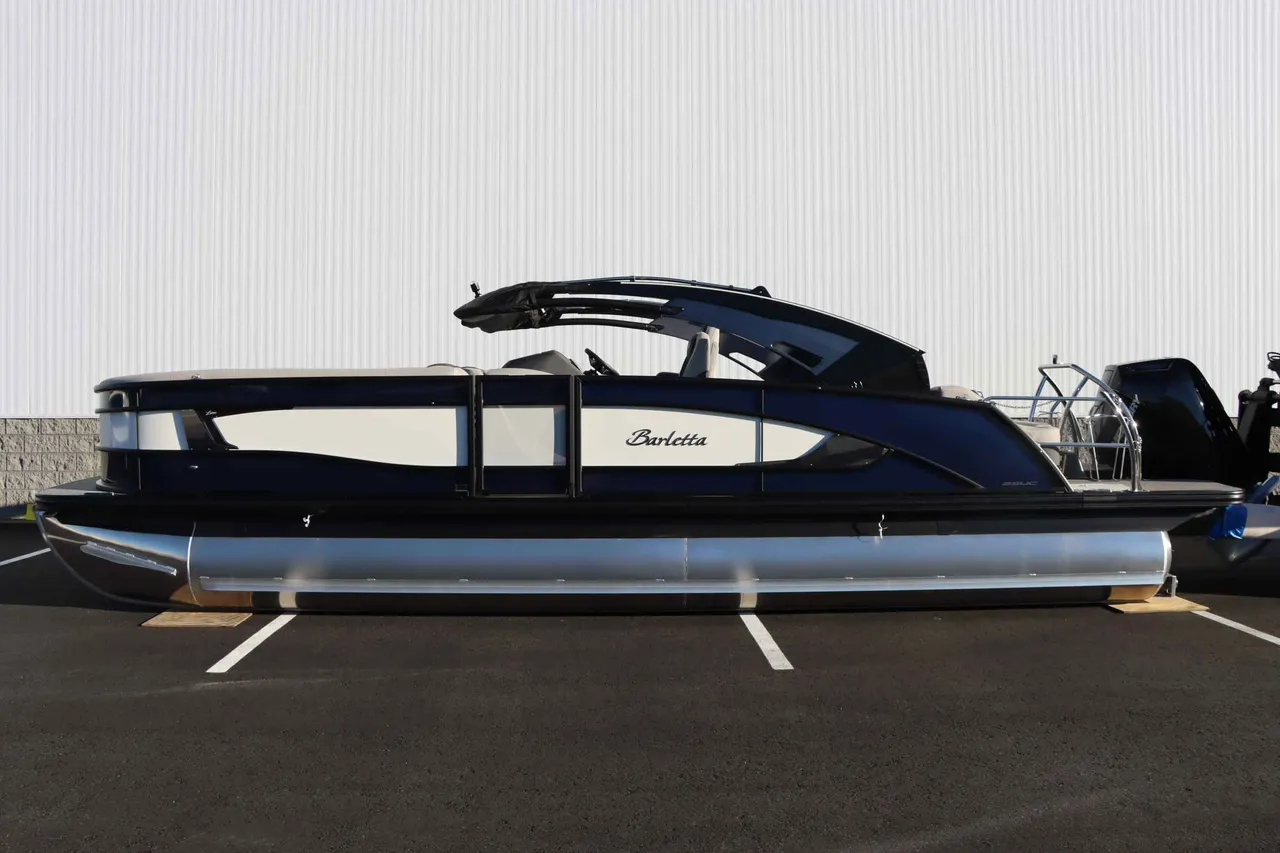 Boat Image 0