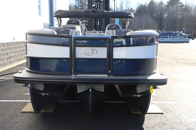 Boat Thumbnail 4