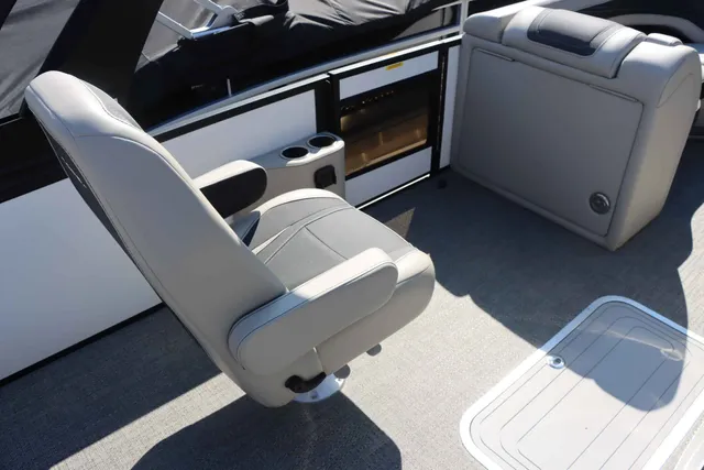 Boat Thumbnail 23