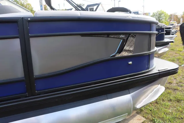 Boat Thumbnail 6