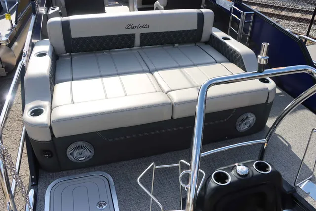 Boat Thumbnail 8