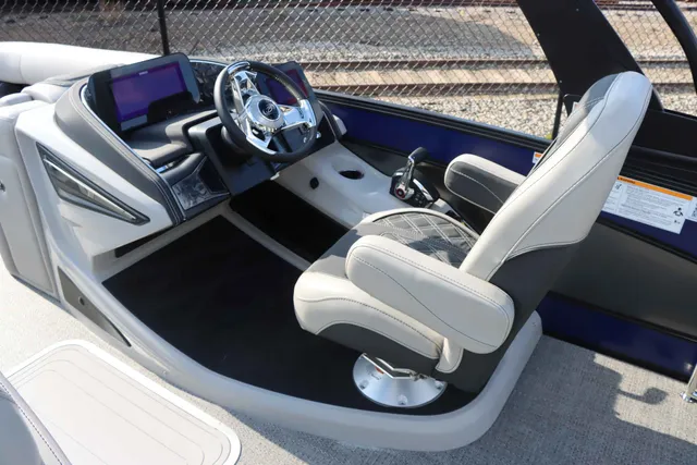 Boat Thumbnail 16