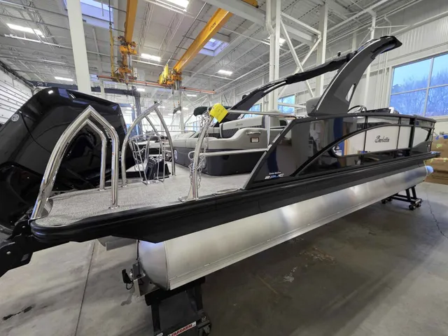 Boat Thumbnail 5