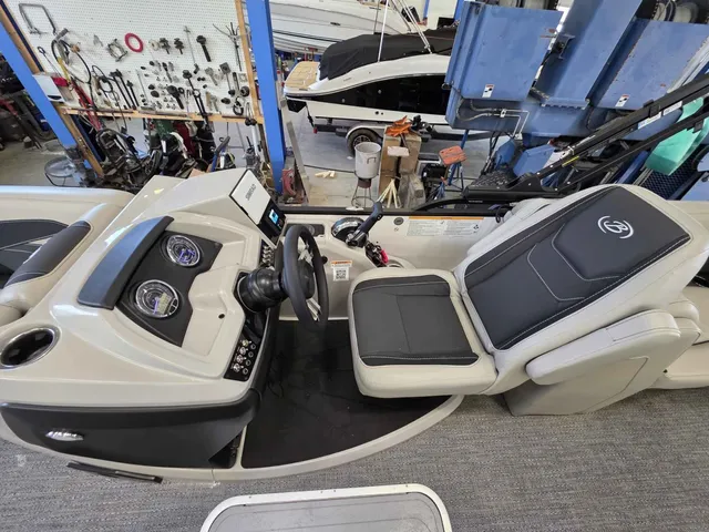 Boat Thumbnail 10
