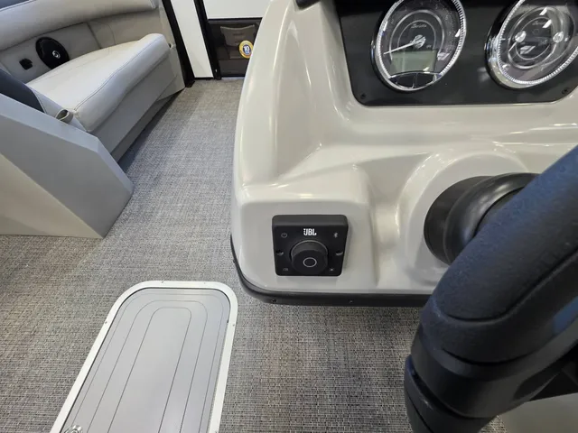Boat Thumbnail 18