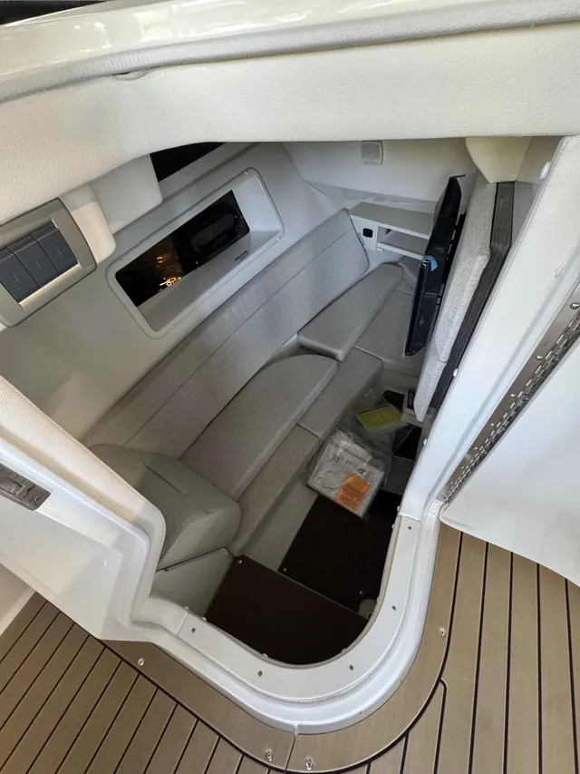 Boat Thumbnail 8