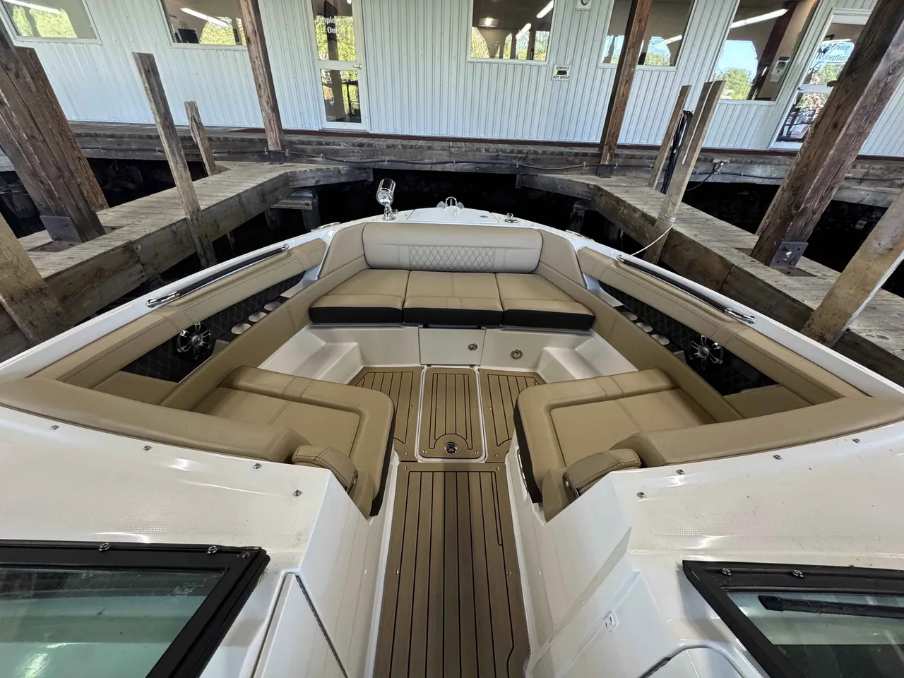 Boat Image 9