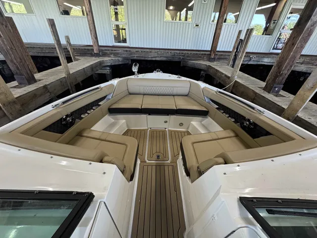 Boat Thumbnail 9