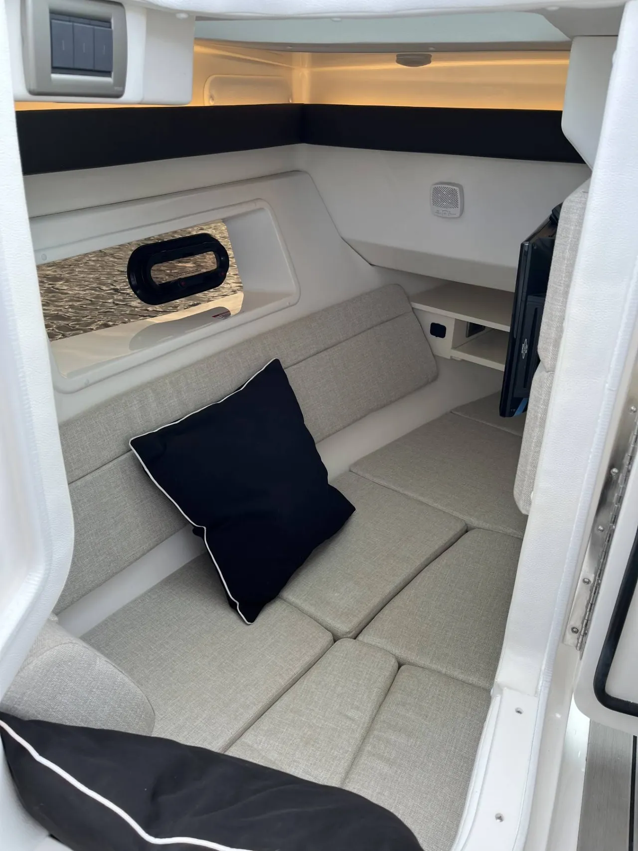 Boat Image 14