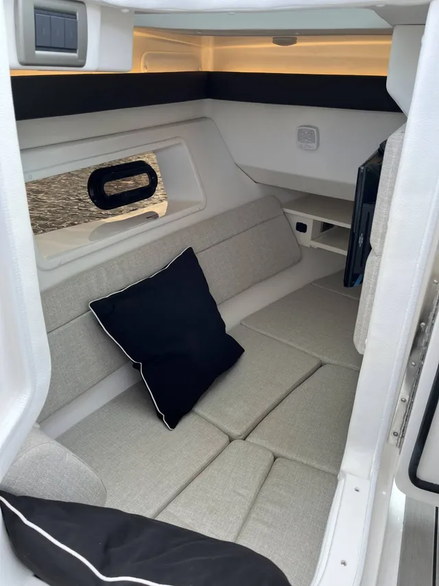 Boat Thumbnail 14
