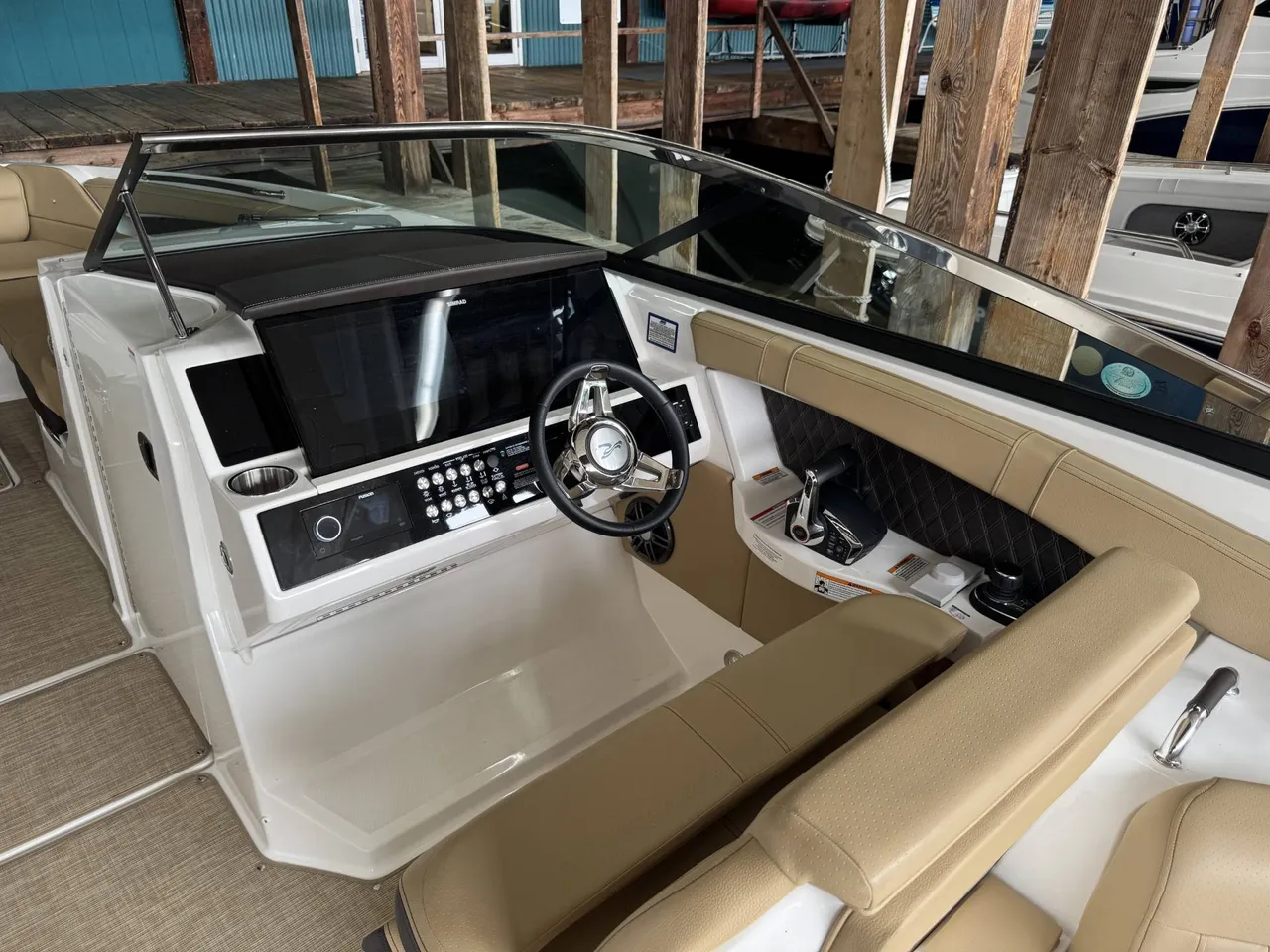 Boat Image 9
