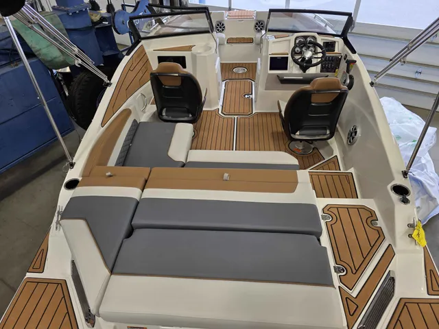 Boat Thumbnail 4